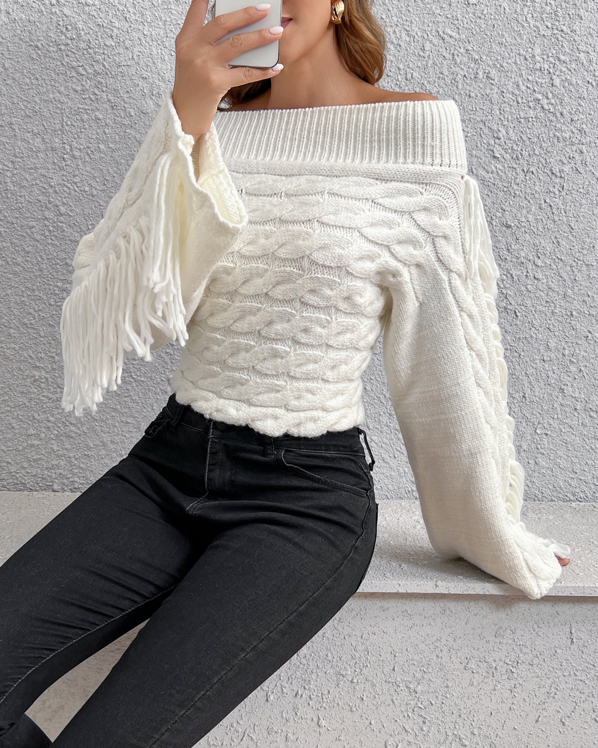 Beheme Omuzdan Bağlamalı Püsküllü Kazak