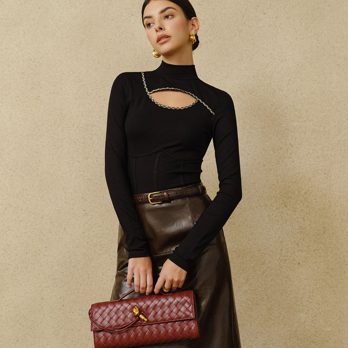 Kontrast Biyeli Kesik Detaylı Bluz