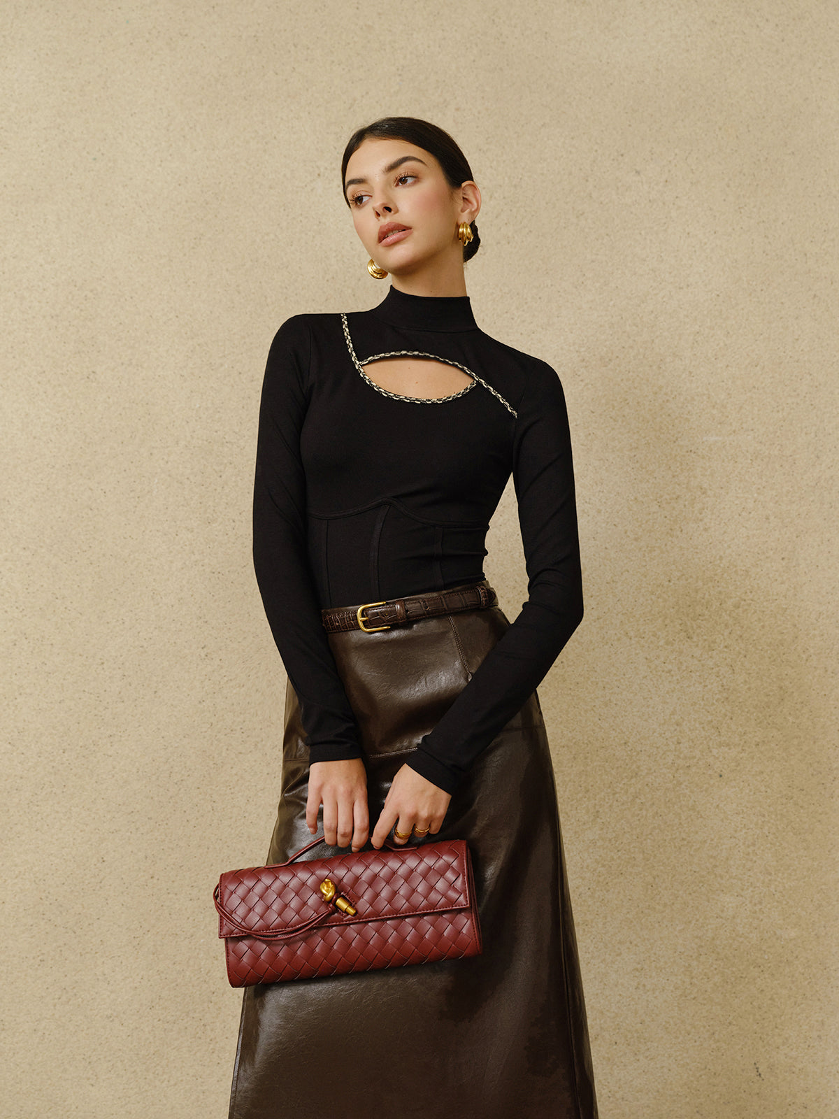 Kontrast Biyeli Kesik Detaylı Bluz