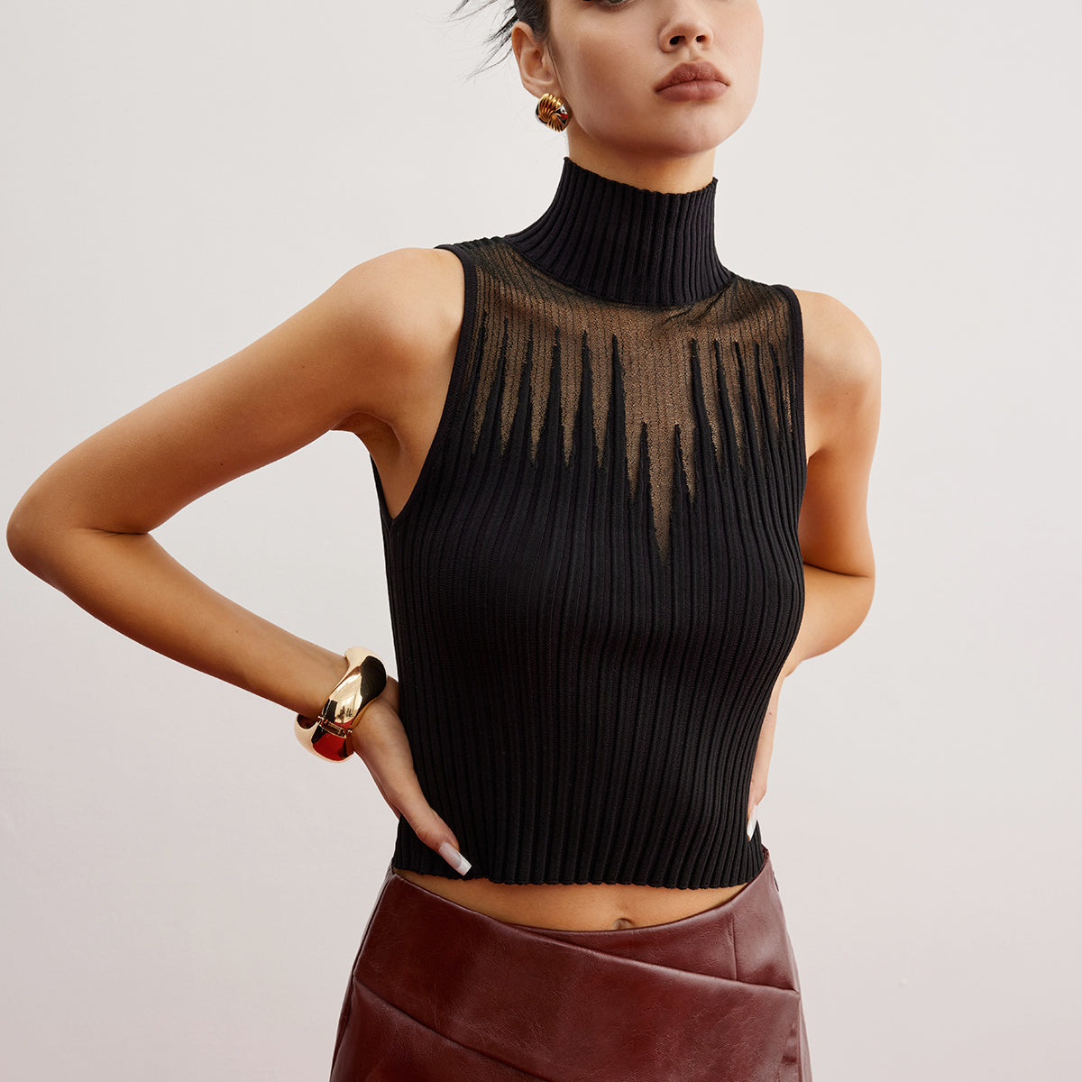 Kısa Transparan Panelli Triko Yelek