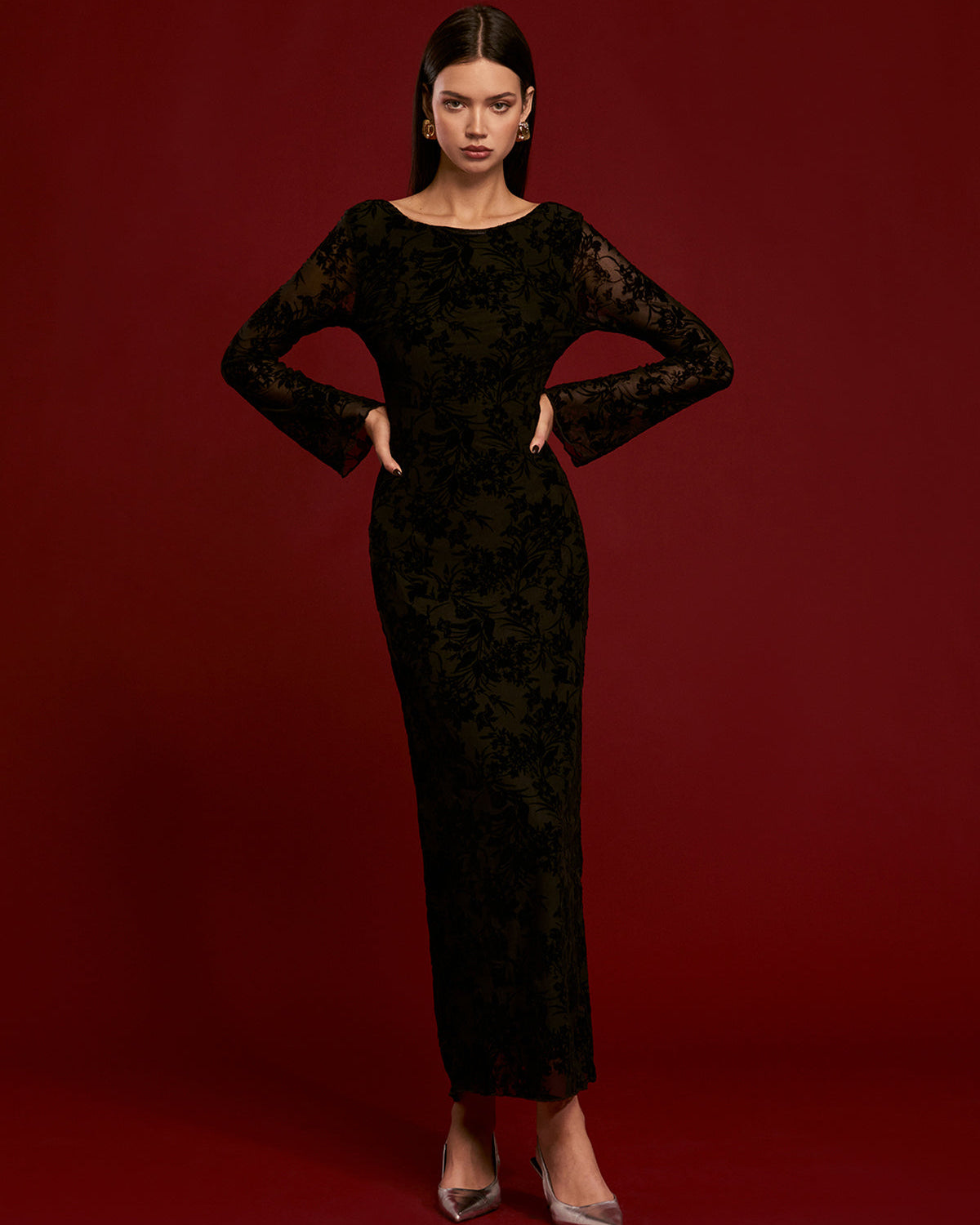 Bağcıklı Sırt Dekolteli Kadife Elbise