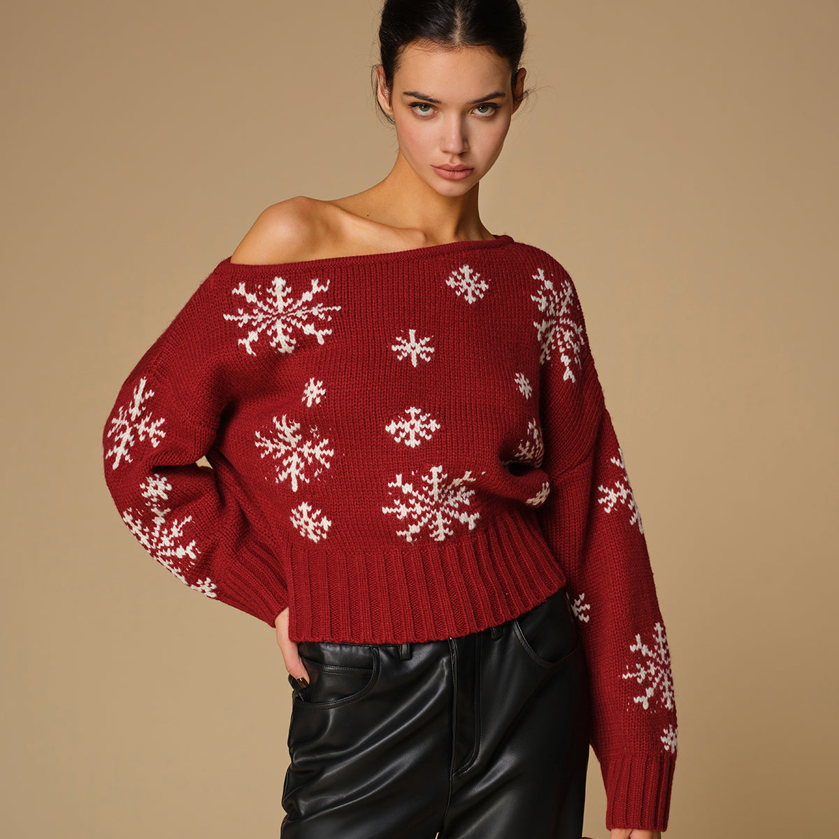 Asimetrik Kar Tanesi Desenli Triko Kazak