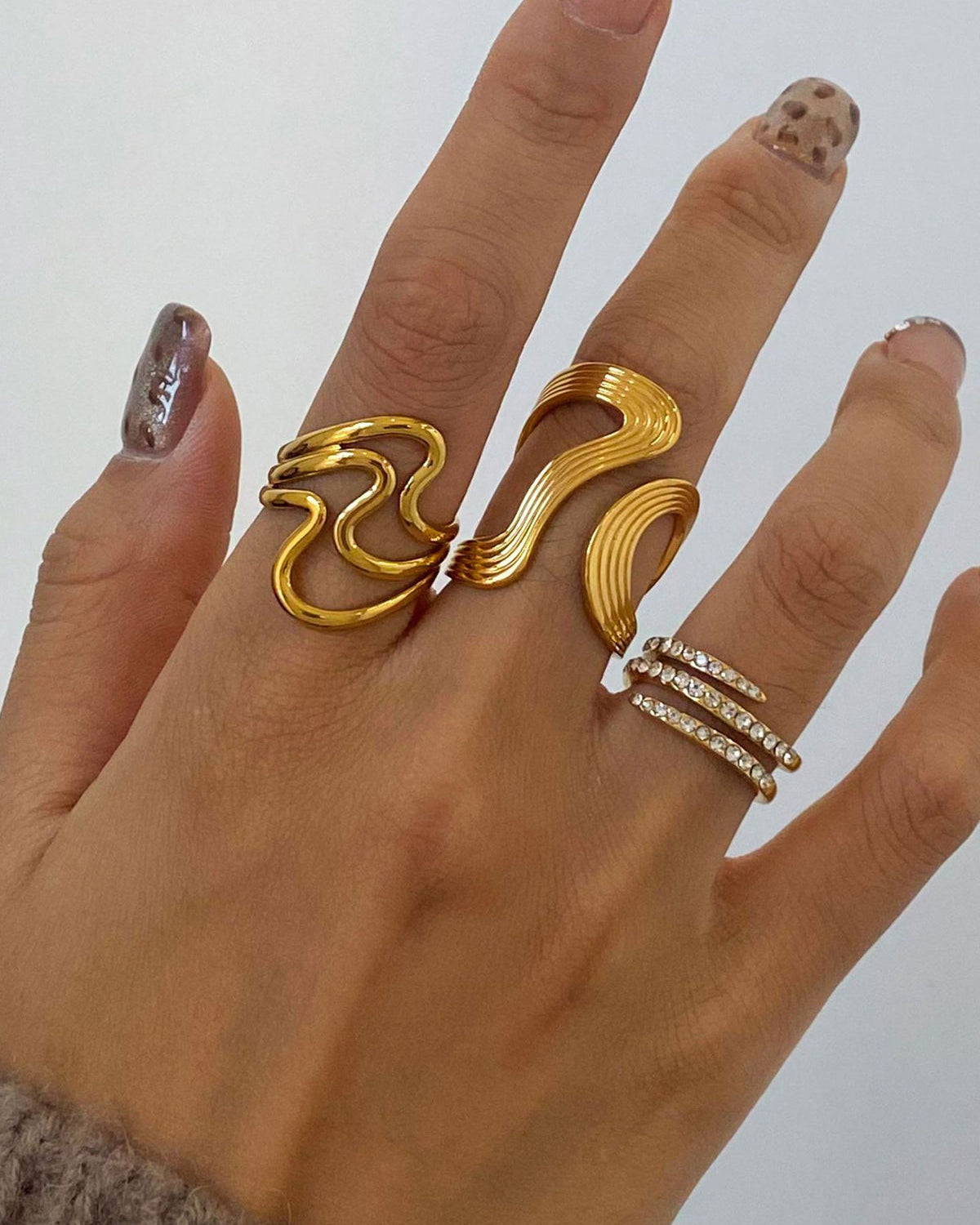 Düzensiz Açık Yüzük