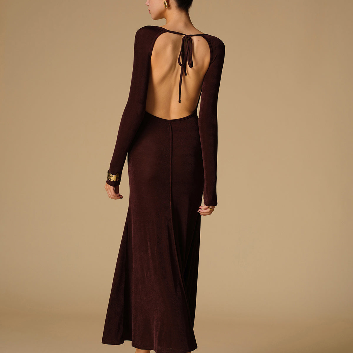 Bağlamalı Yaka Sırt Dekolteli Jarse Uzun Elbise