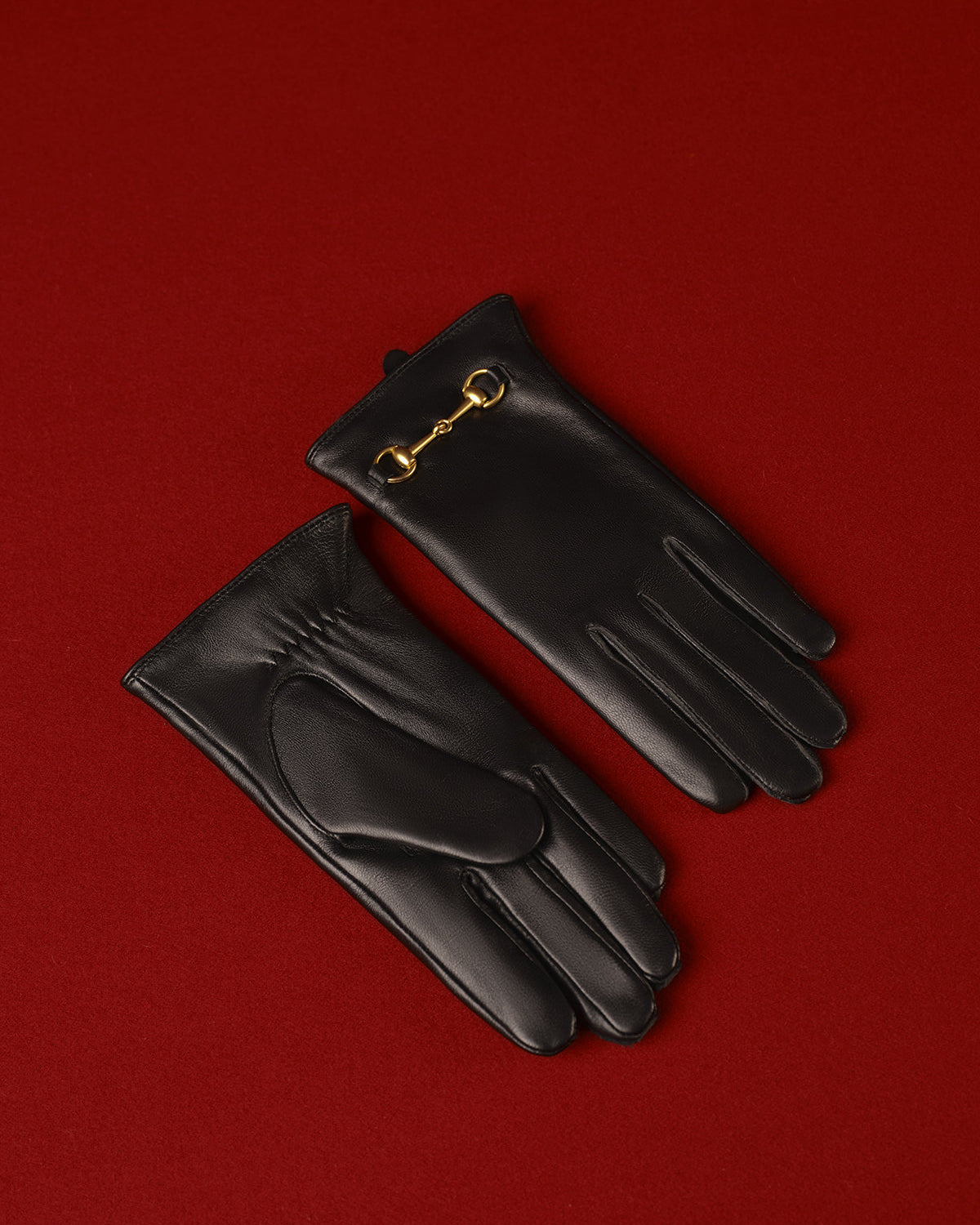 Metal Detaylı Kuzu Derisi Kürklü Eldiven