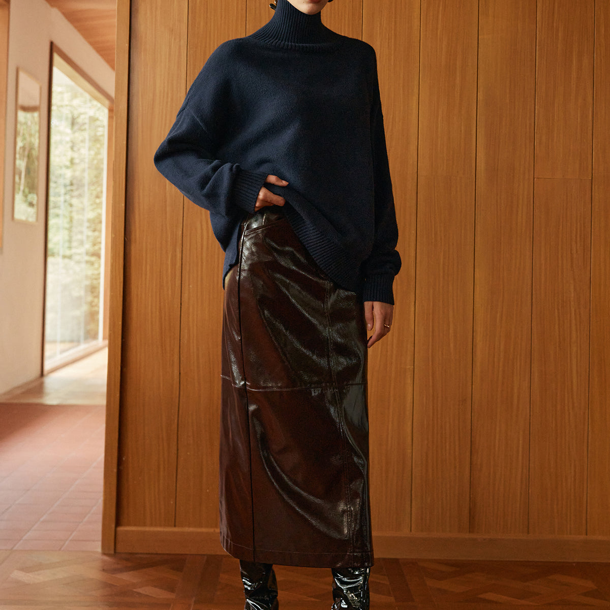 Cepli Yırtmaçlı Suni Deri Etek