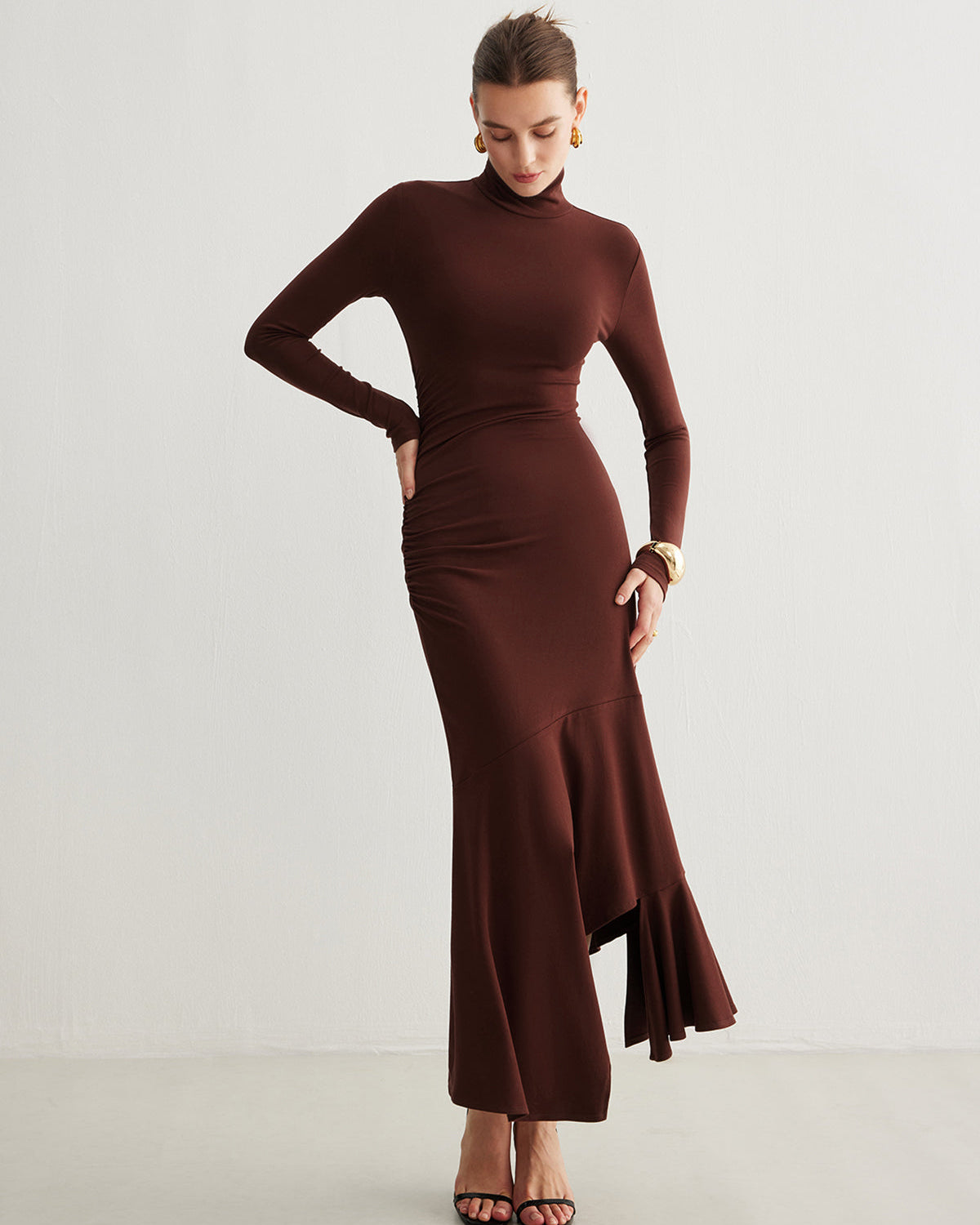 Balıkçı Yaka Asimetrik Pileli Maxi Elbise