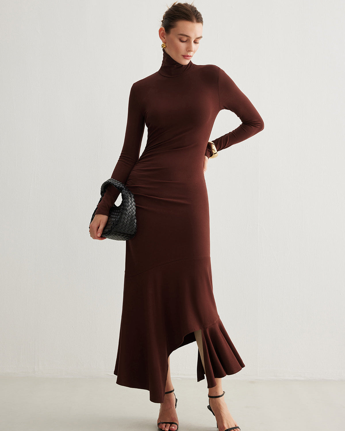 Balıkçı Yaka Asimetrik Pileli Maxi Elbise