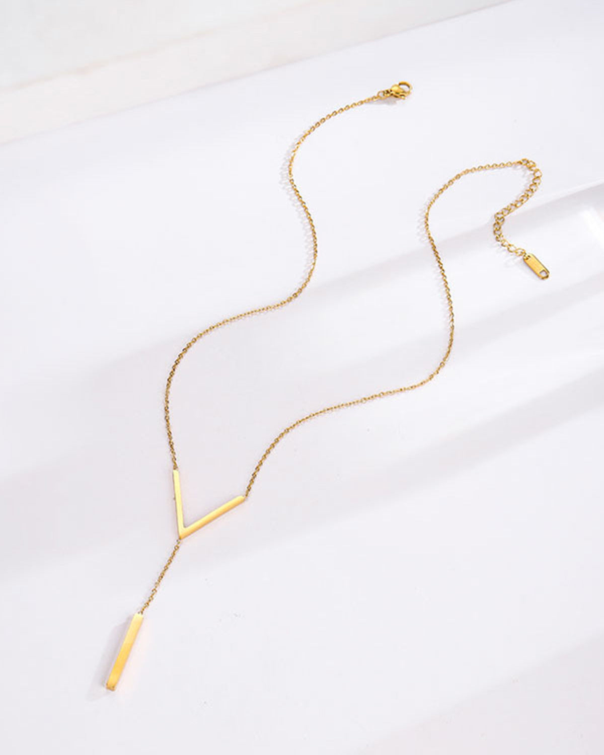 Geometrik Kolye Uçlu Zincir Kolye