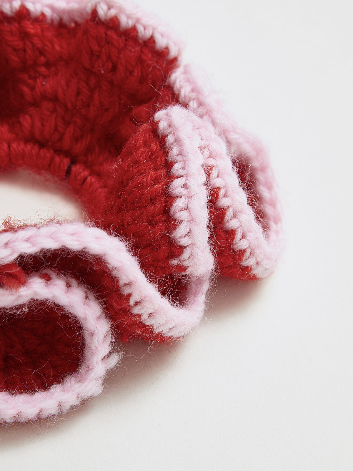 Tığ İşi Fırfırlı Saç Tokası