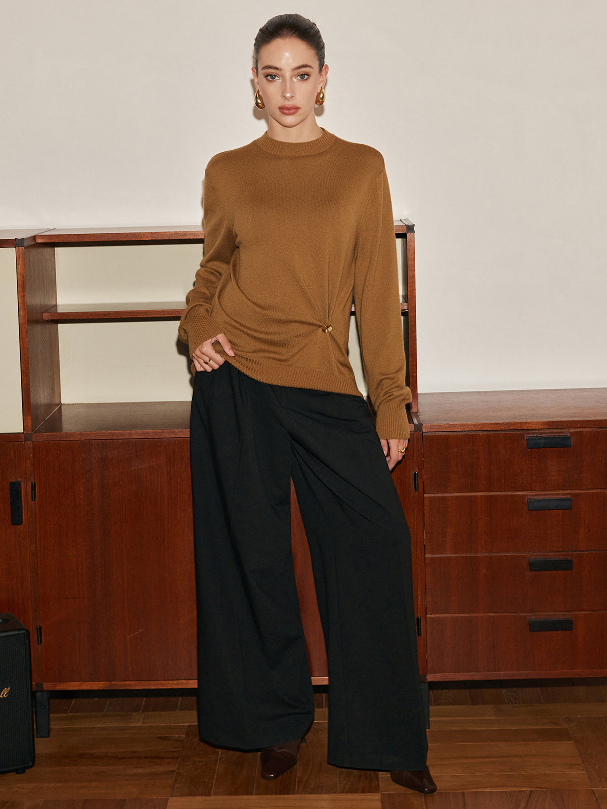 Yün Karışımlı Metal Düğüm Detaylı Kazak