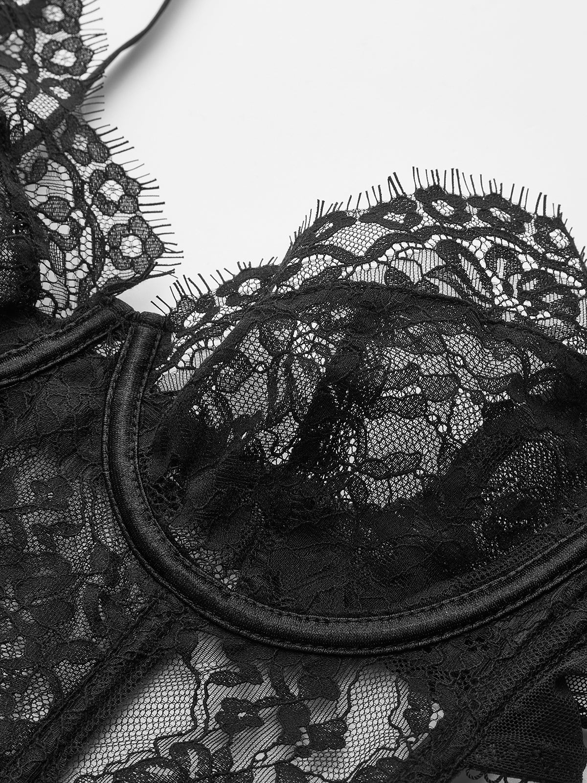 Dantel Detaylı Şeffaf Kısa Korsaj