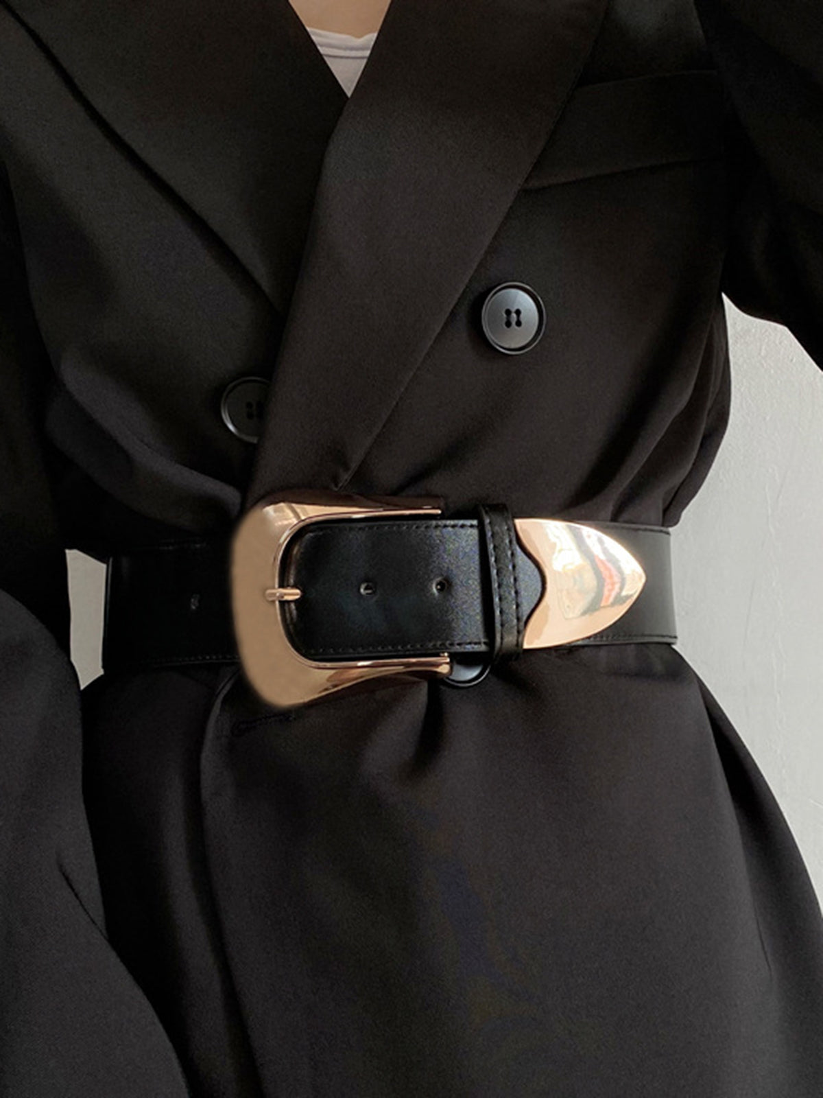 Geniş Tokalı Kemer