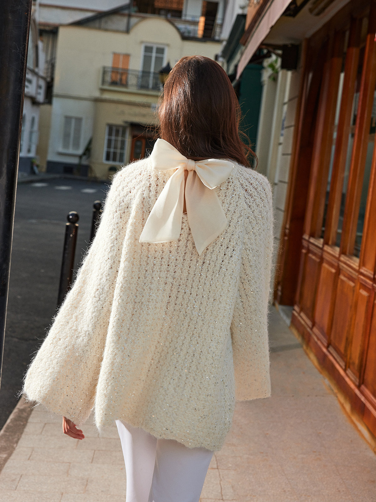 Fiyonk Detaylı Ters Örgü Düz Kesim Kazak