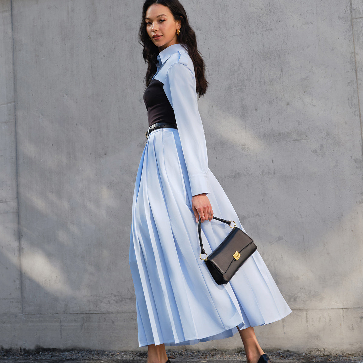 Minimalist Pileli Kemer Detaysız Etek