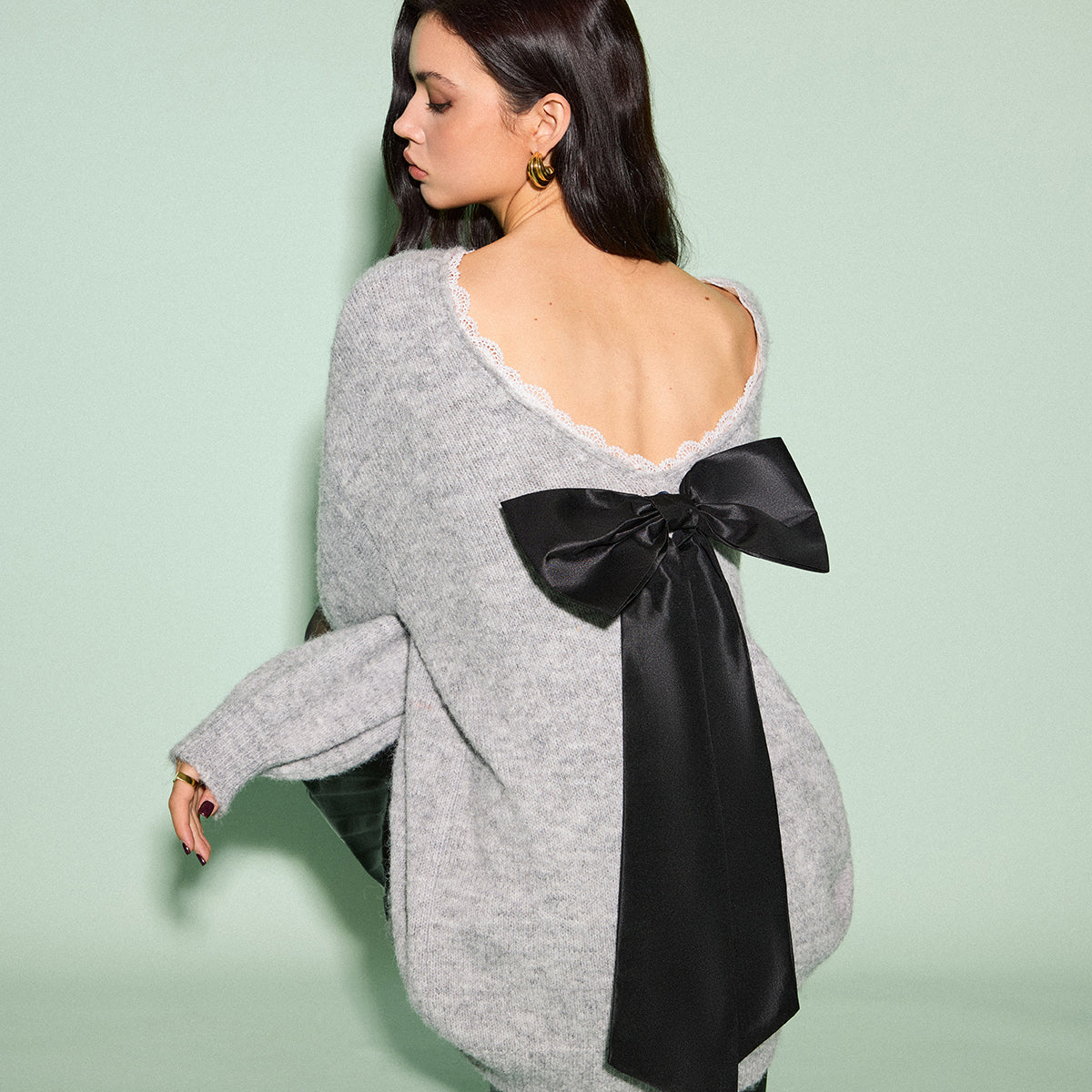 Dantel Detaylı Fiyonk Süslemeli Drape Kazak