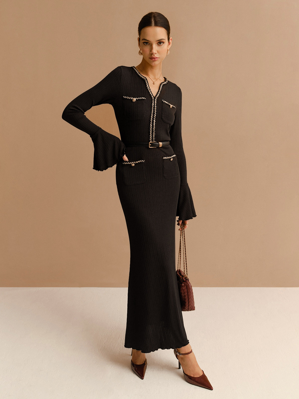 Zarif Kontrast Biyeli Fırfırlı Dar Elbise (Kemersiz)