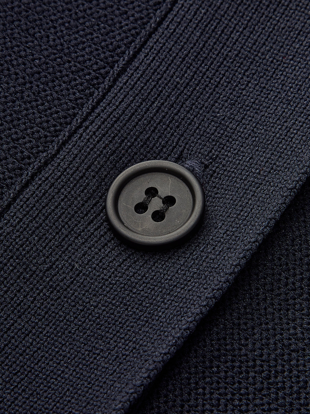 V Yaka Fırfır Detaylı Düğmeli Hırka