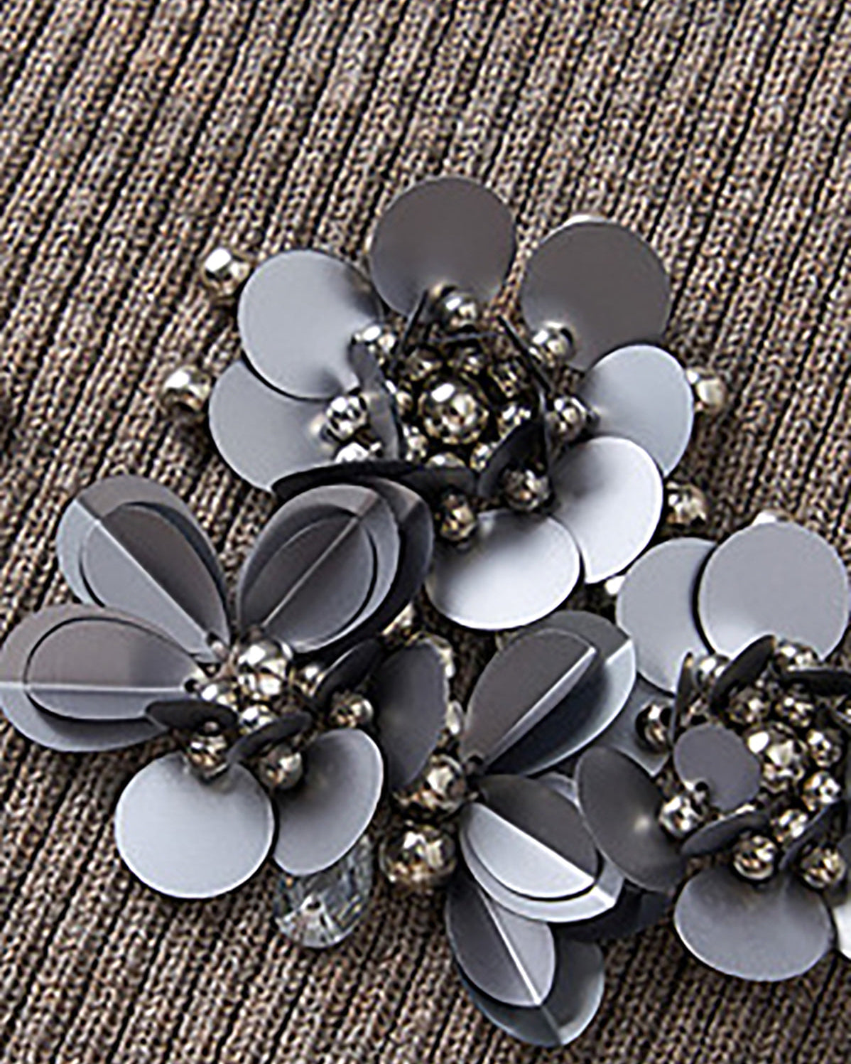 Yün Karışımlı Asimetrik Payetli Triko Üst