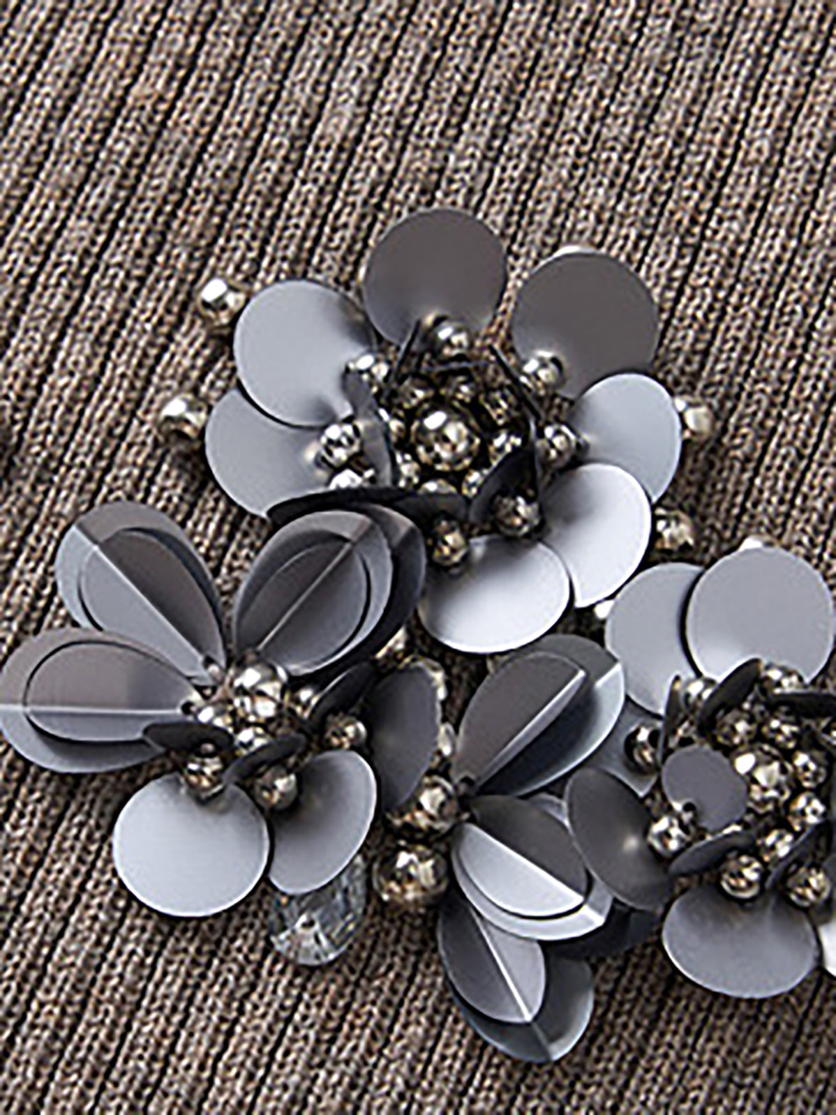 Yün Karışımlı Asimetrik Payetli Triko Üst