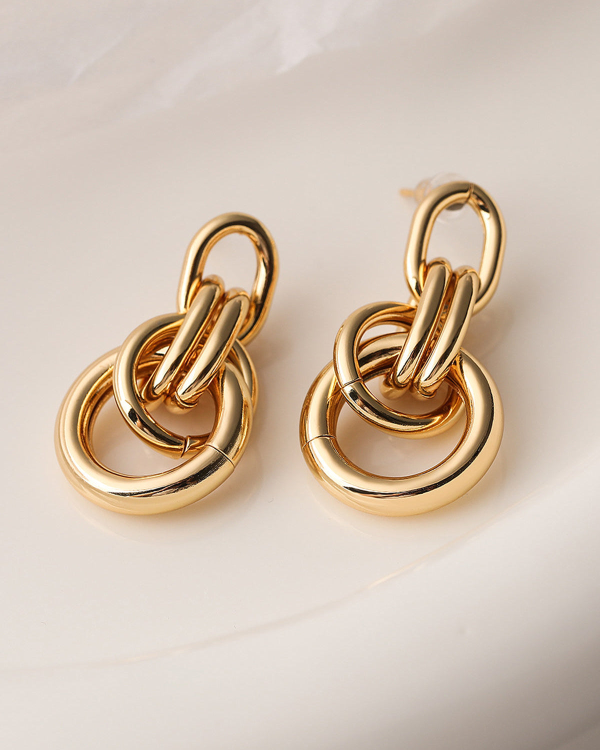 Düğümlü Kalın Halka Küpe