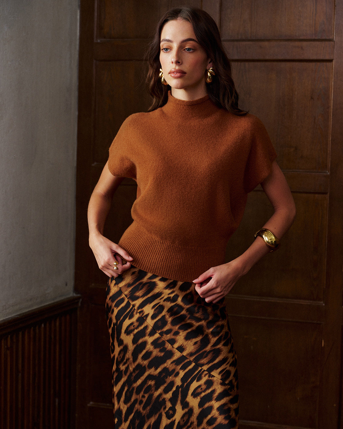 Dik Yaka Yün Triko Yelek