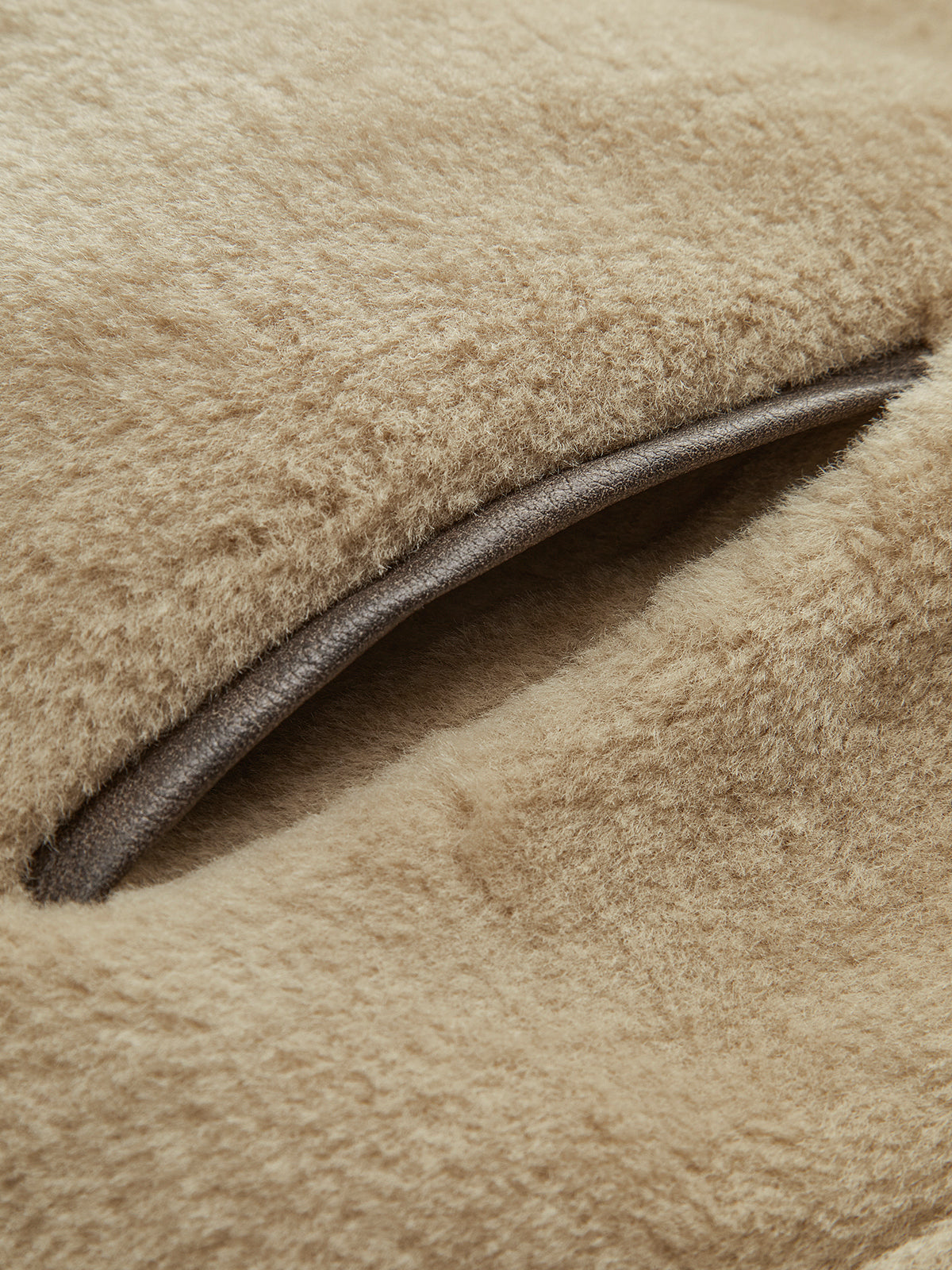 Kontrast Biyeli Rahat Kesim Minky Kaban