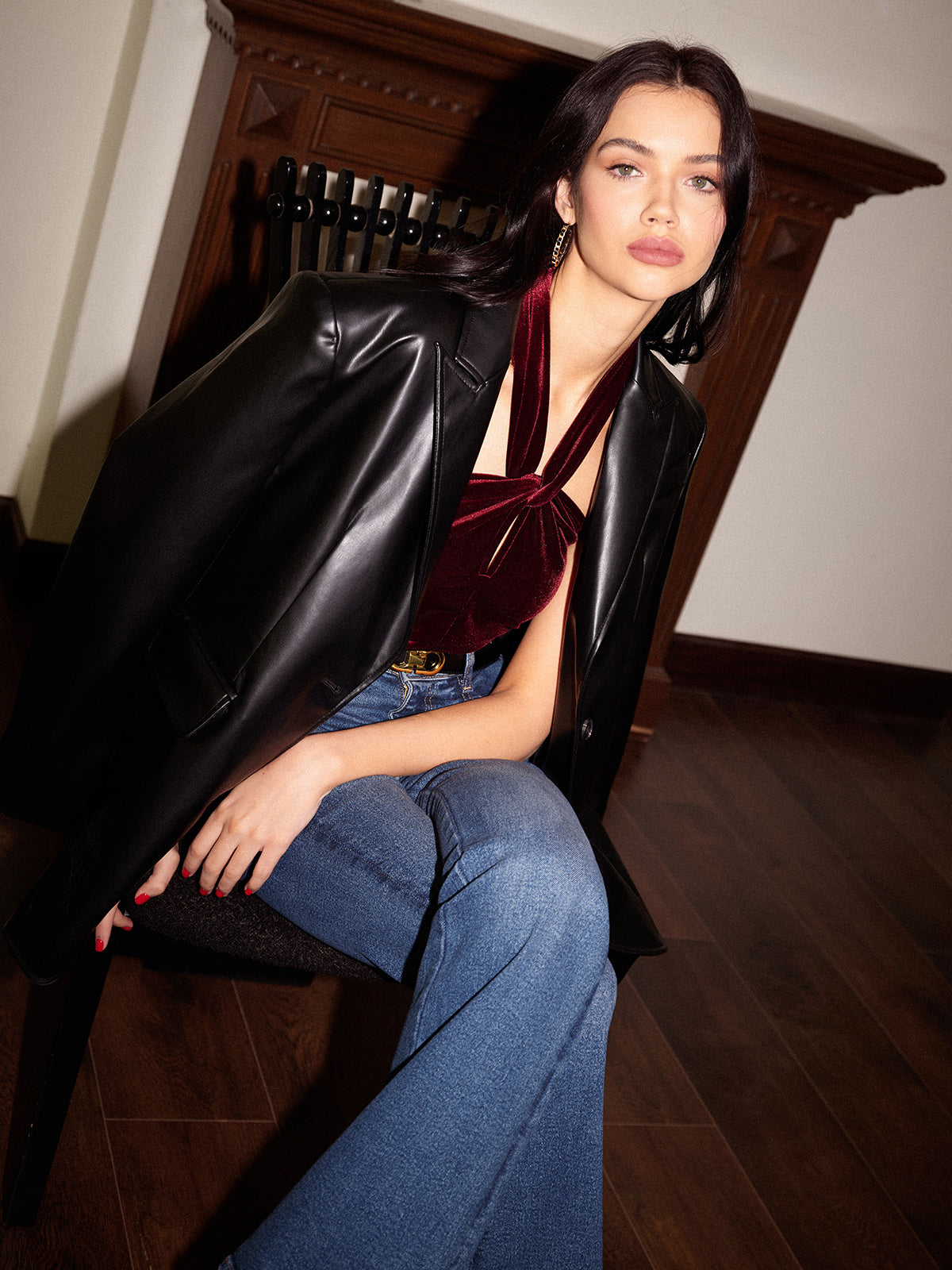 Kadife Dekolteli Boyundan Bağlamalı Bluz