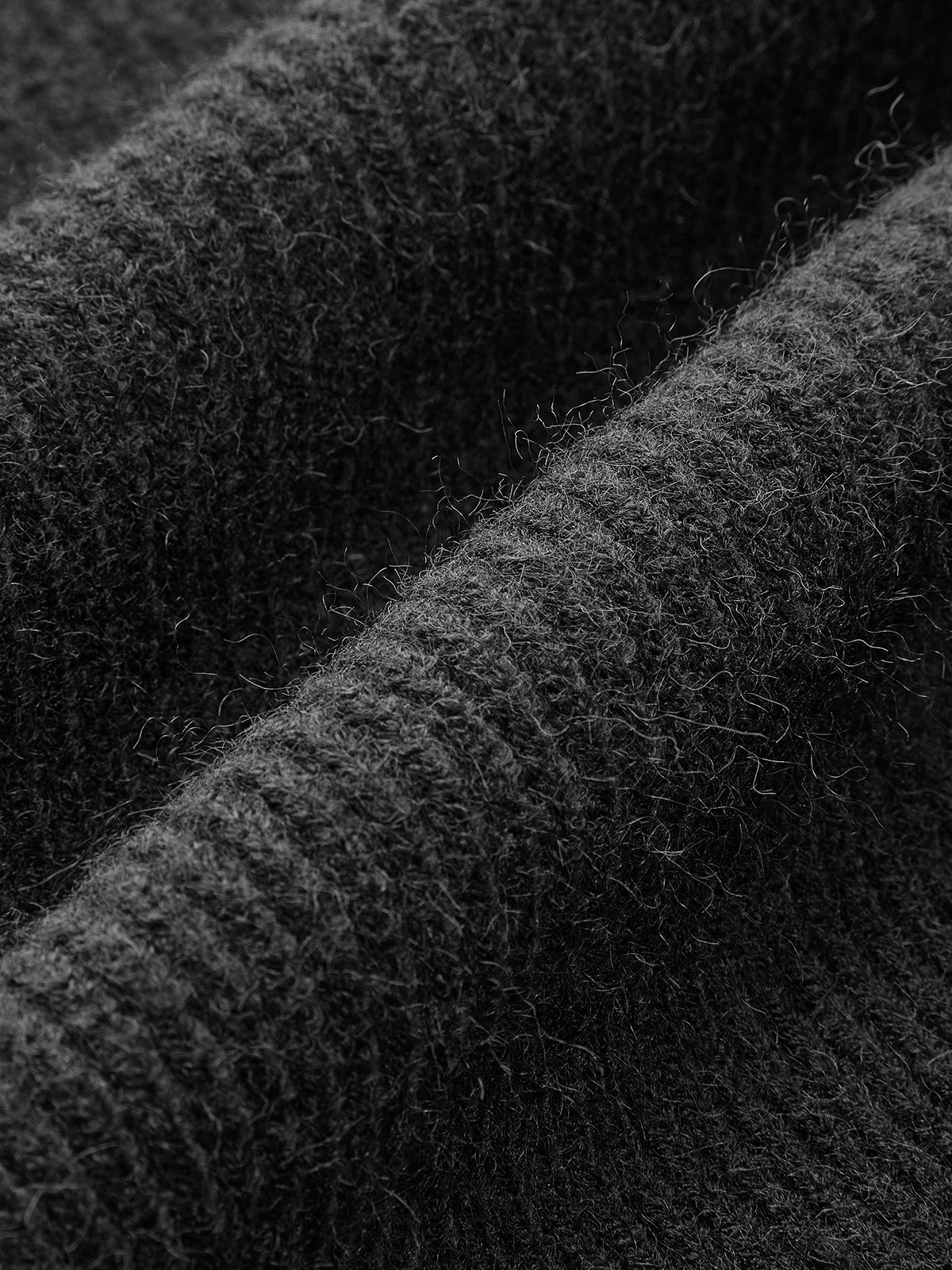 Düz Önü Açık Omuzlu Kazak