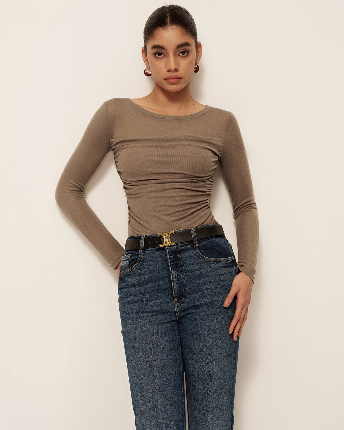 Yarı Transparan Uzun Kollu Pileli Dar Kesim Panelli Bluz