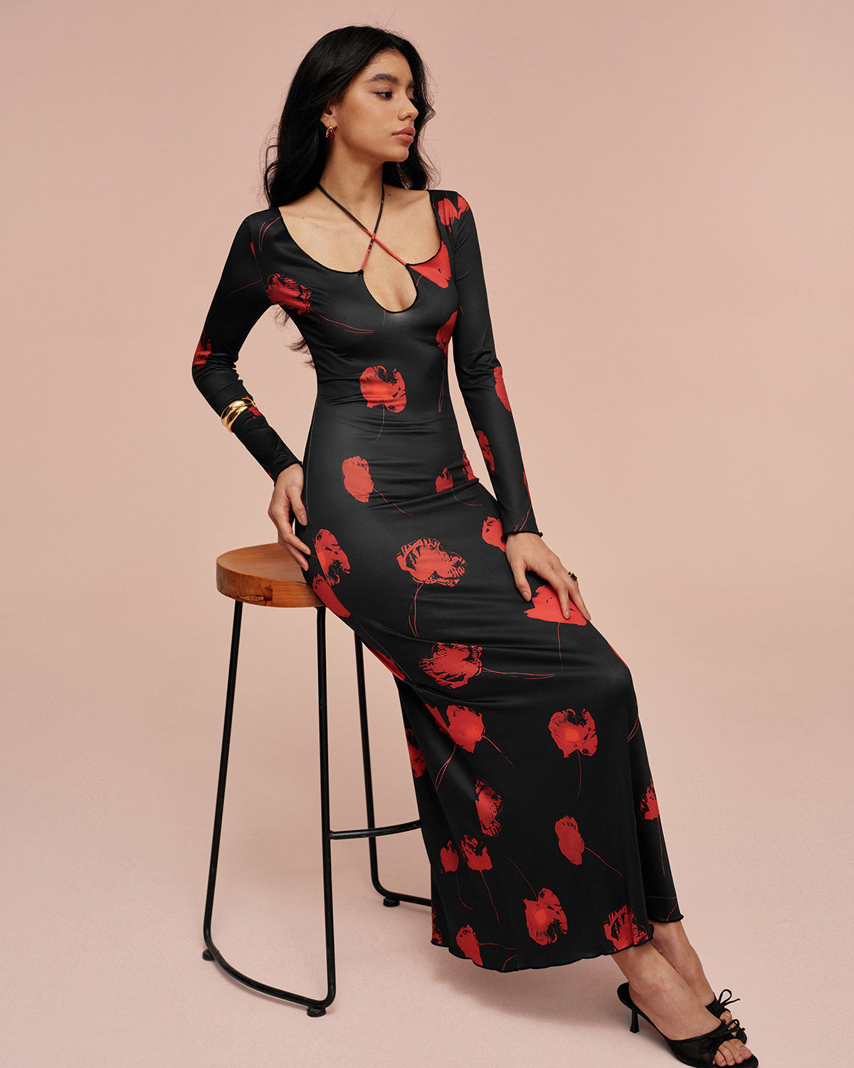 Bağcıklı Yaka Çiçek Desenli Elbise