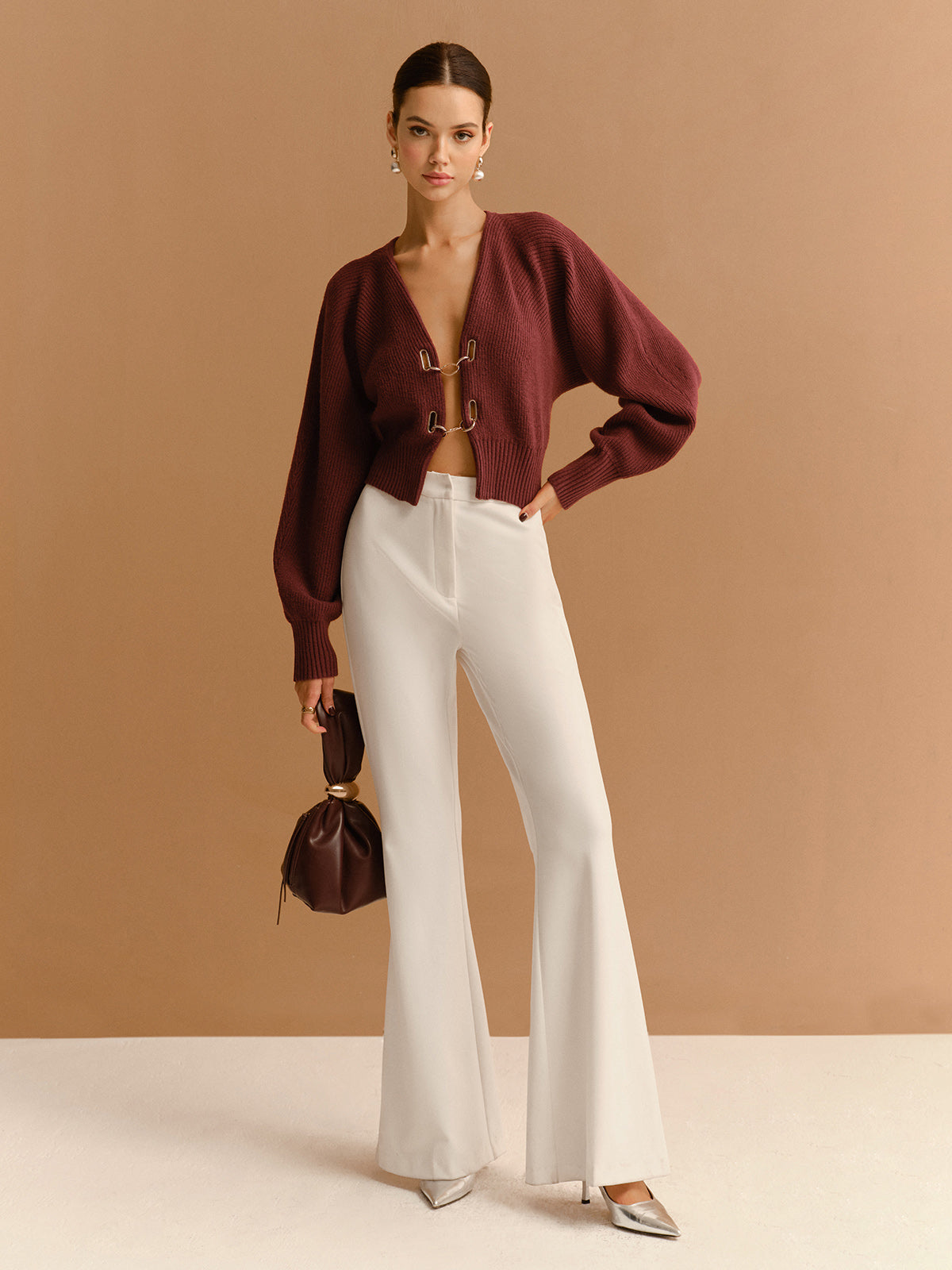 Kuzu Kolu Metal Detaylı Kısa Hırka