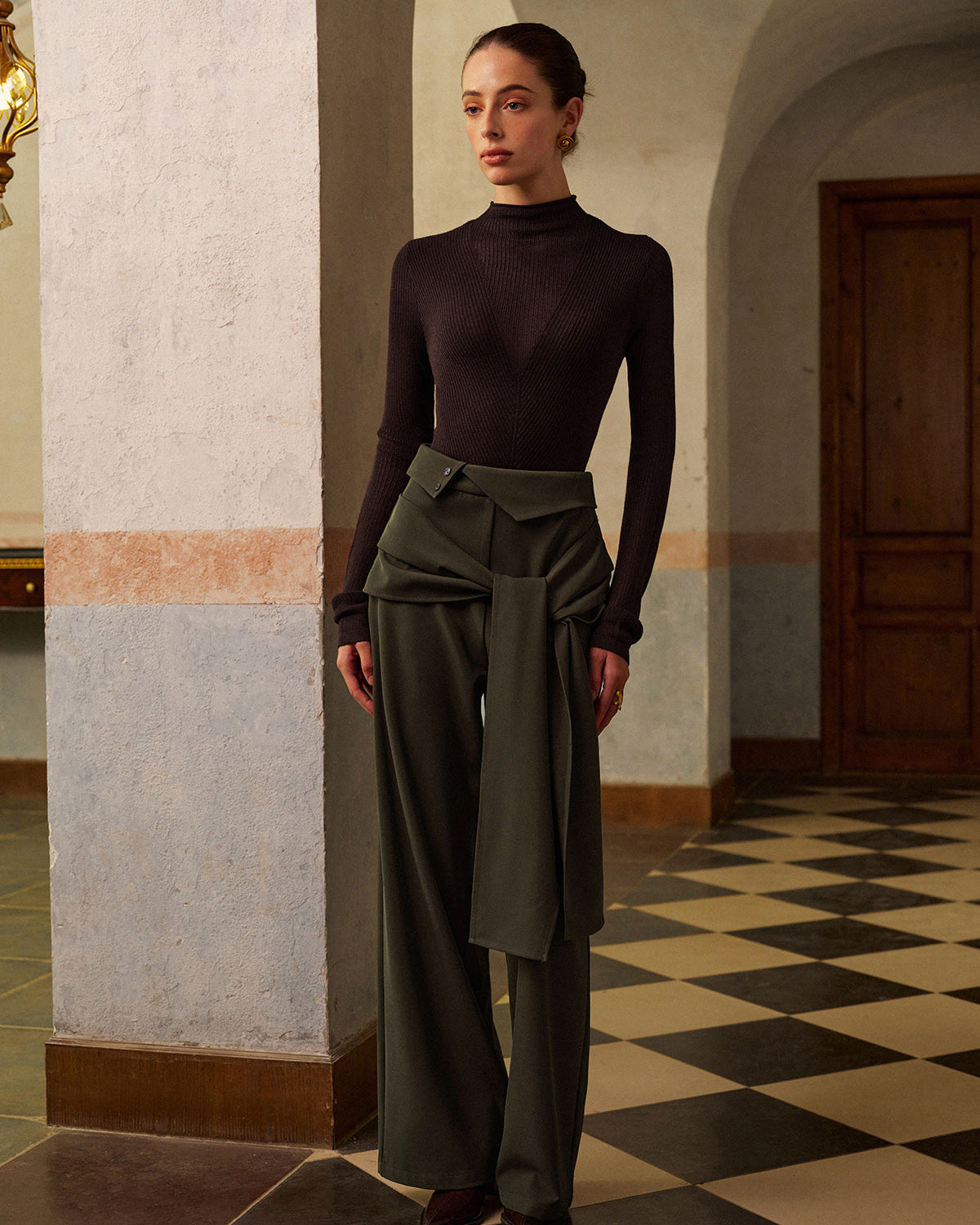 Orta Bel Bağcıklı Pantolon