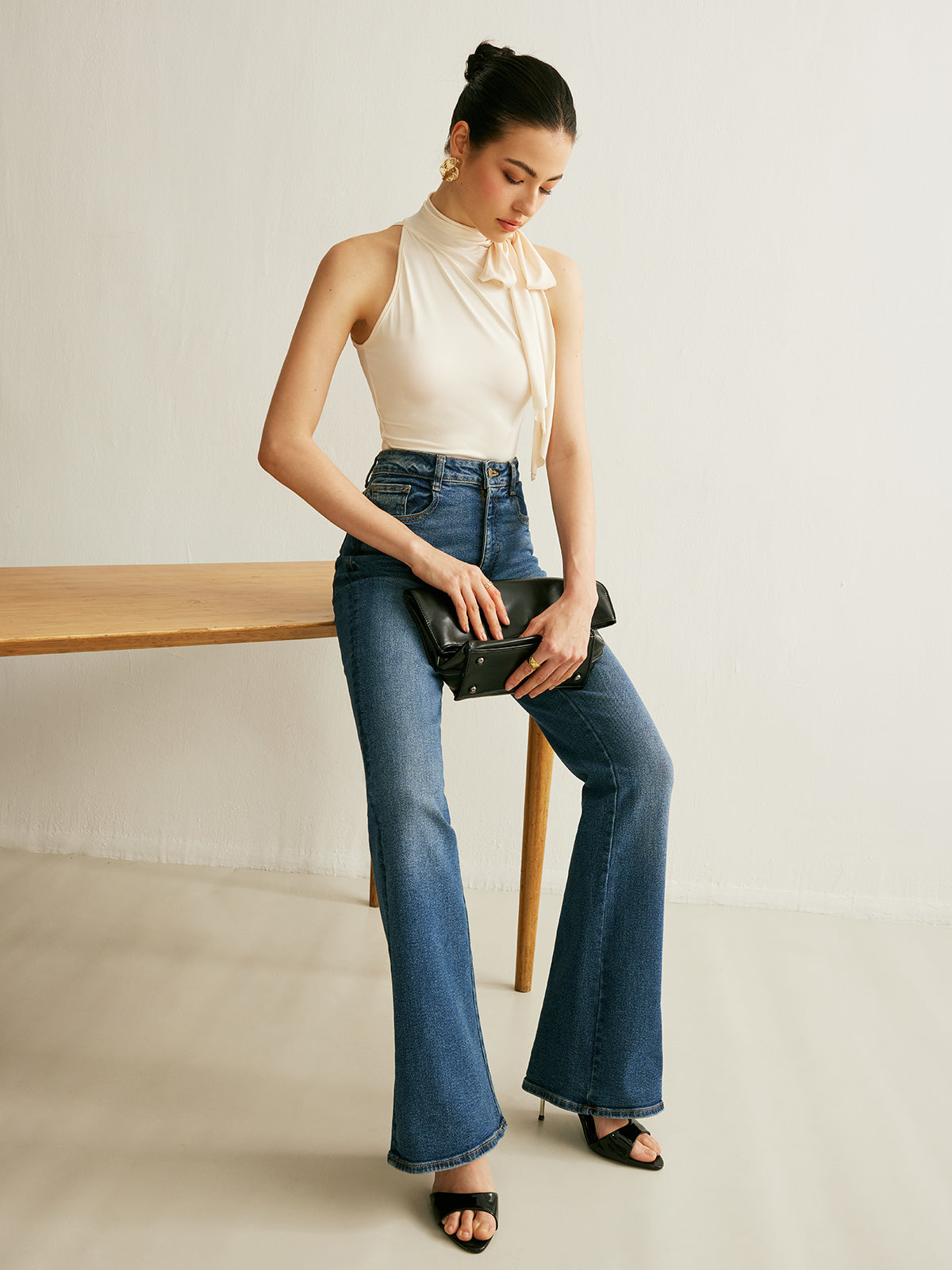 Boyundan Bağlamalı Halter Bluz