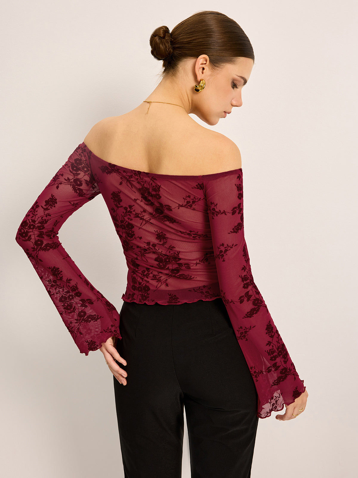 Omuzsuz Çiçek Desenli Yarı Şeffaf Tişört