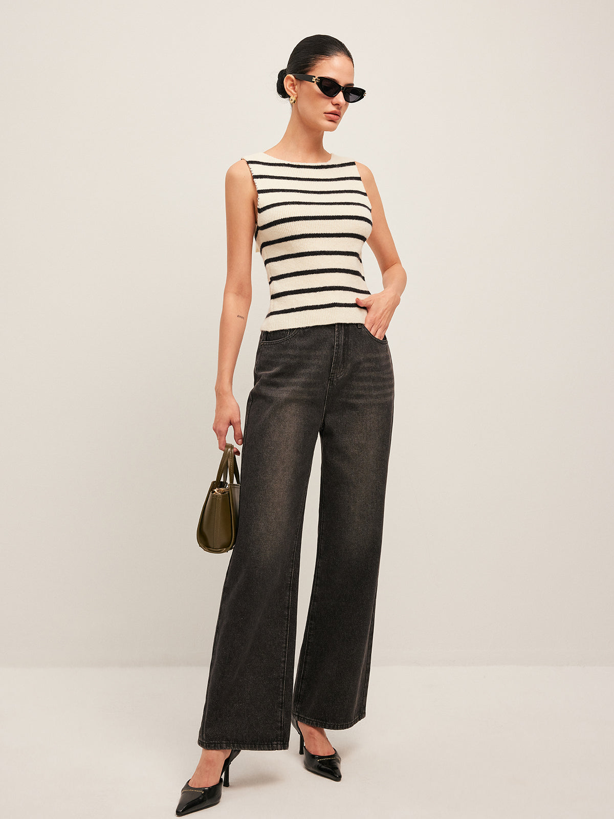 Fiyonk Sırt Detaylı Çizgili Triko Yelek