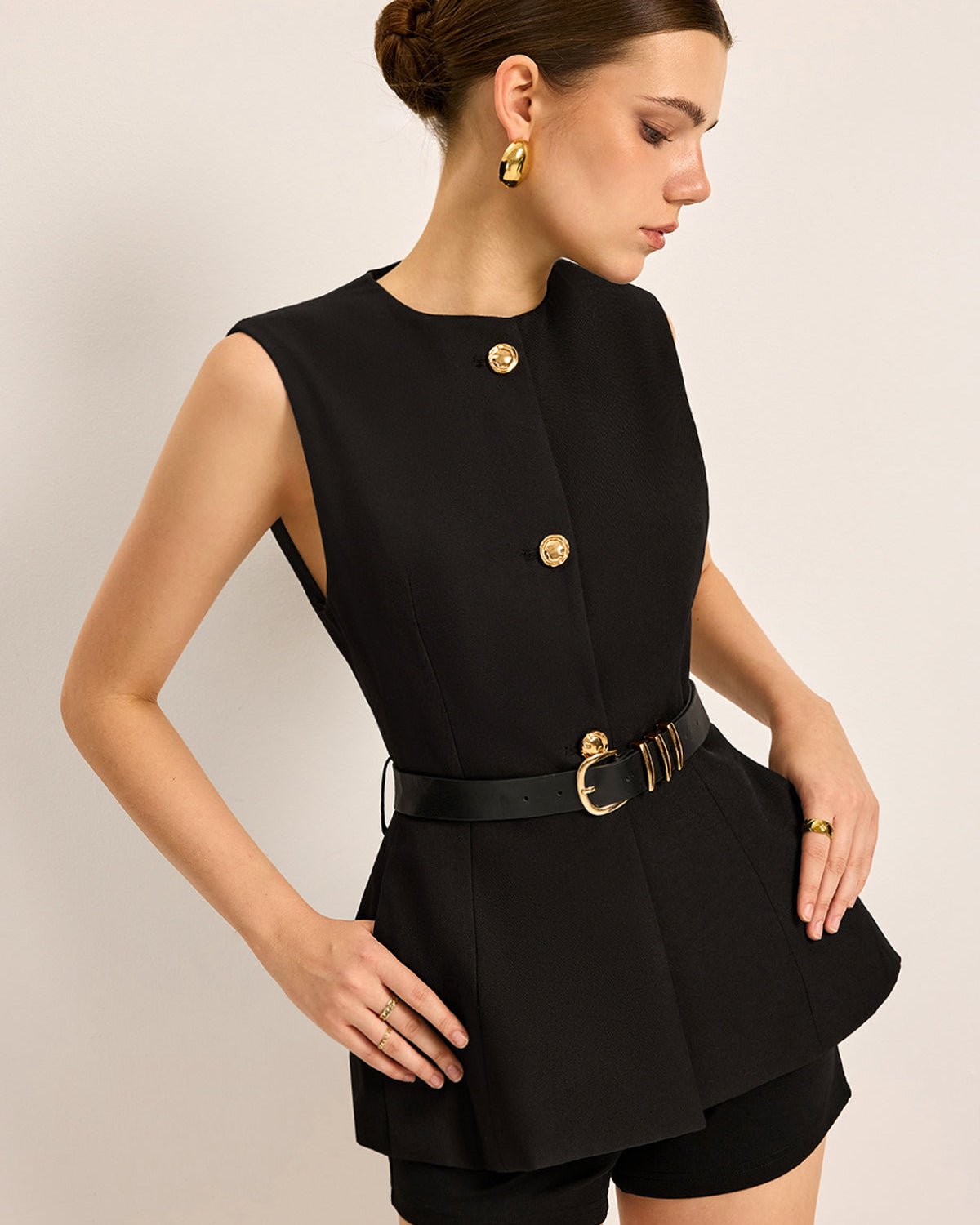 Düğme Detaylı Cepli ve Kemerli Bluz