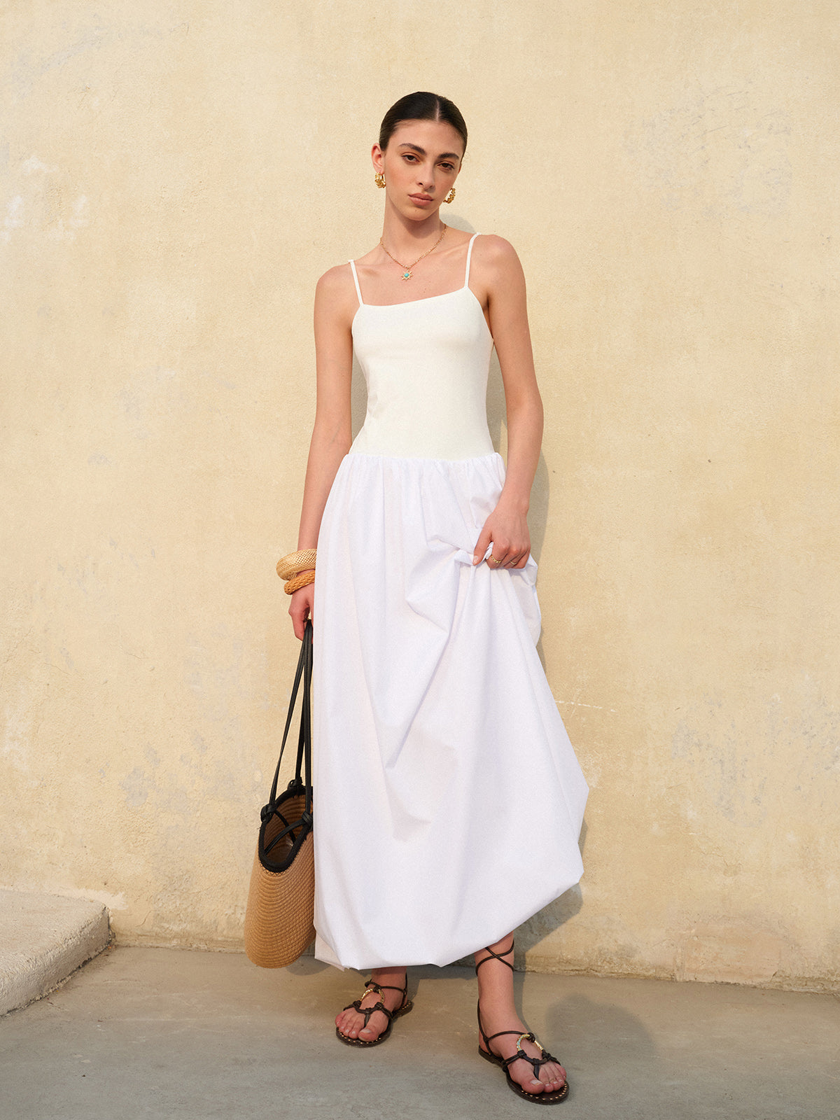 Balon Etekli İnce Askılı Elbise