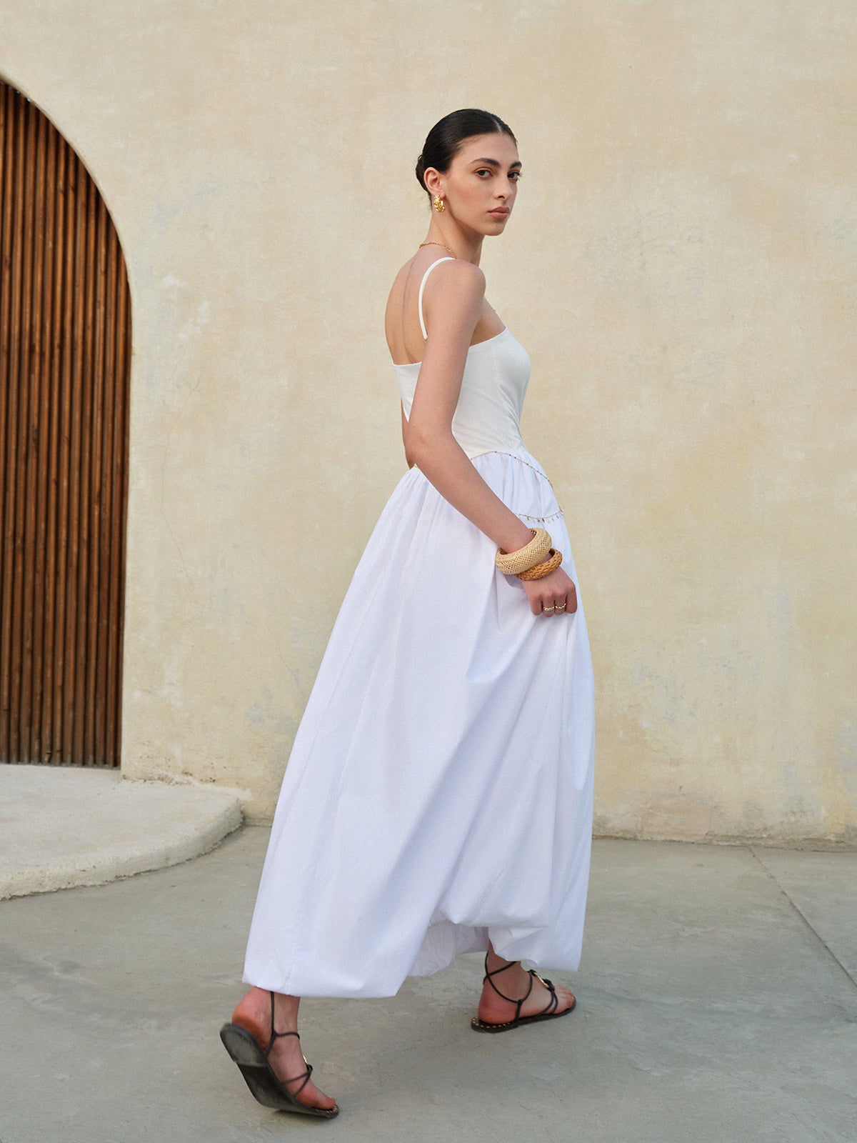 Balon Etekli İnce Askılı Elbise