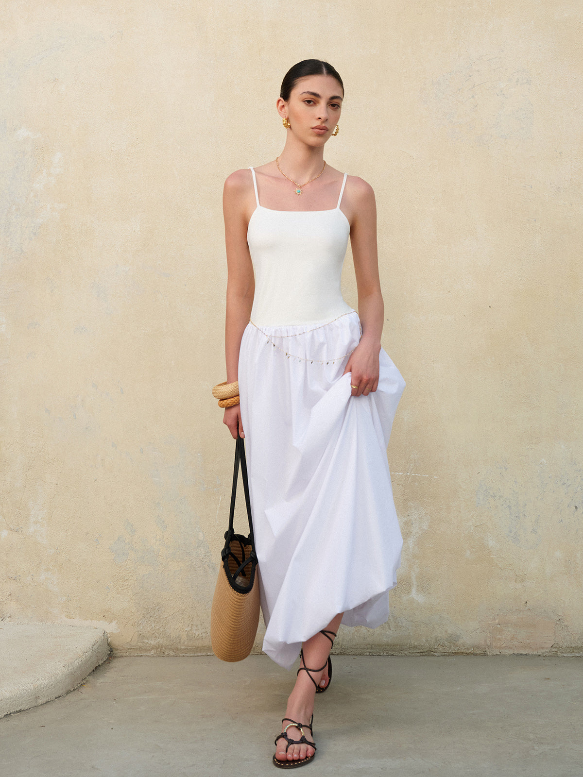 Balon Etekli İnce Askılı Elbise