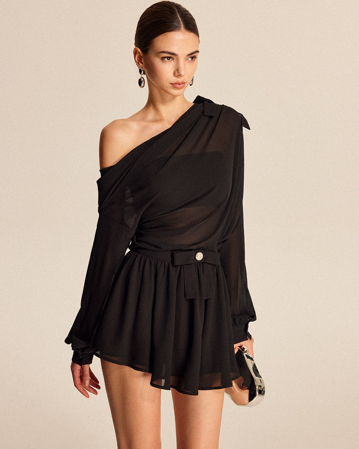 Yarı Şeffaf Şifon Tek Omuz Fiyonk Detaylı Etek Takım