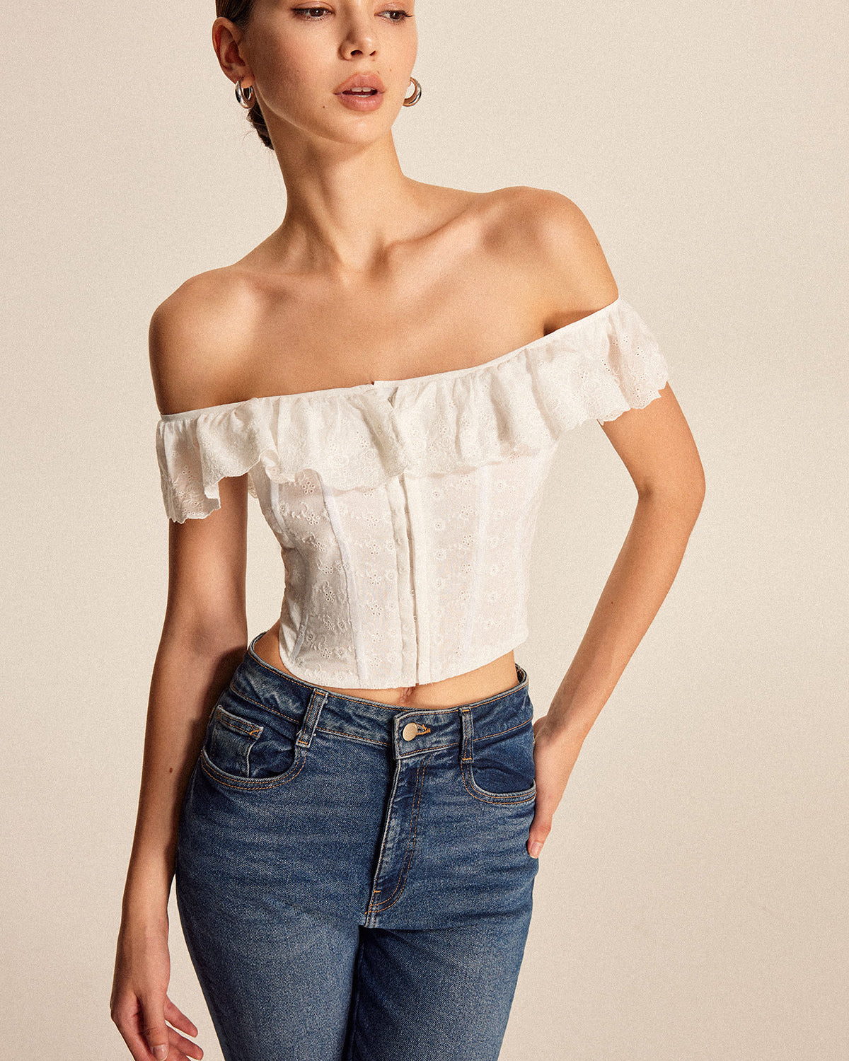 Sırtı Bağcıklı Omuz Açık Üst