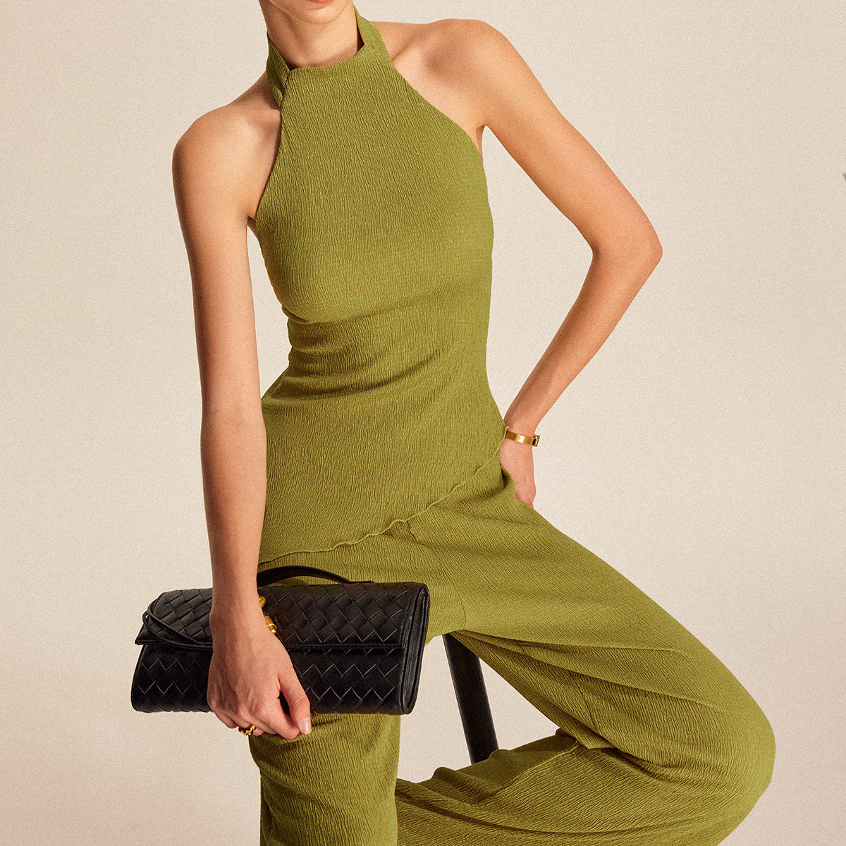 Halter Yaka Sırtı Açık Pantolon Takım