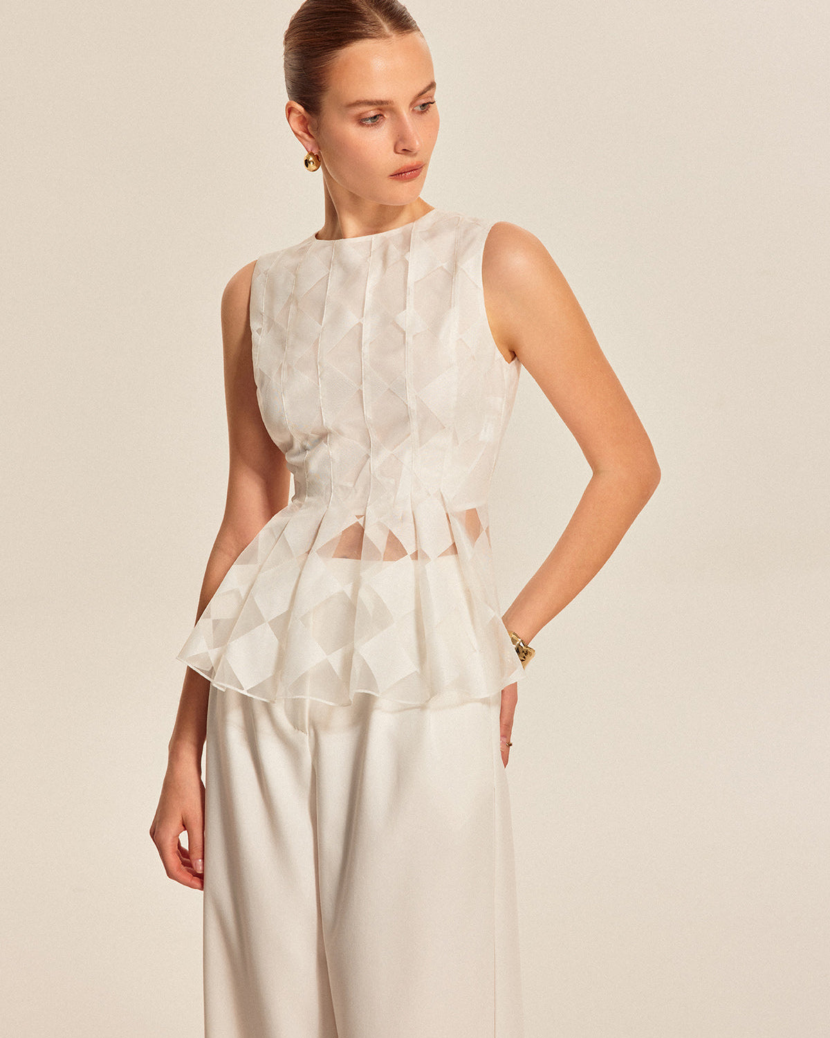 Yarı Şeffaf Geometrik Desenli Peplum Üst