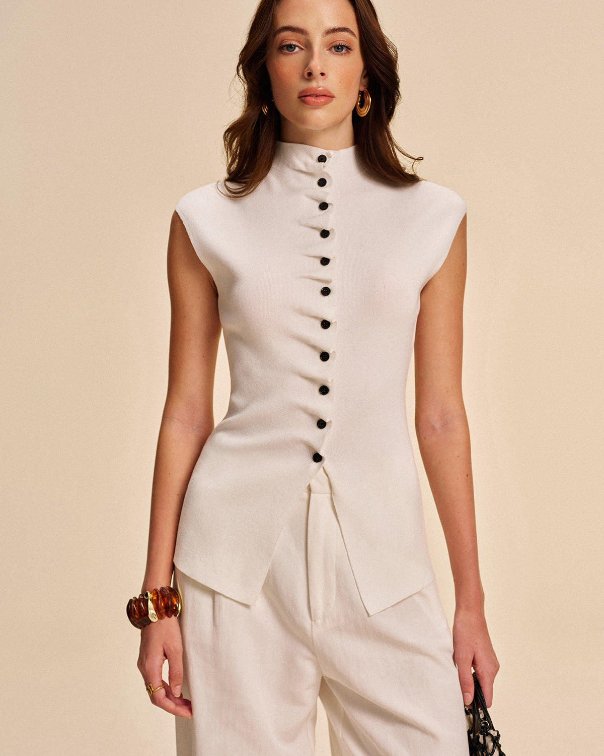 Önden Düğmeli Kolsuz Triko Hırka