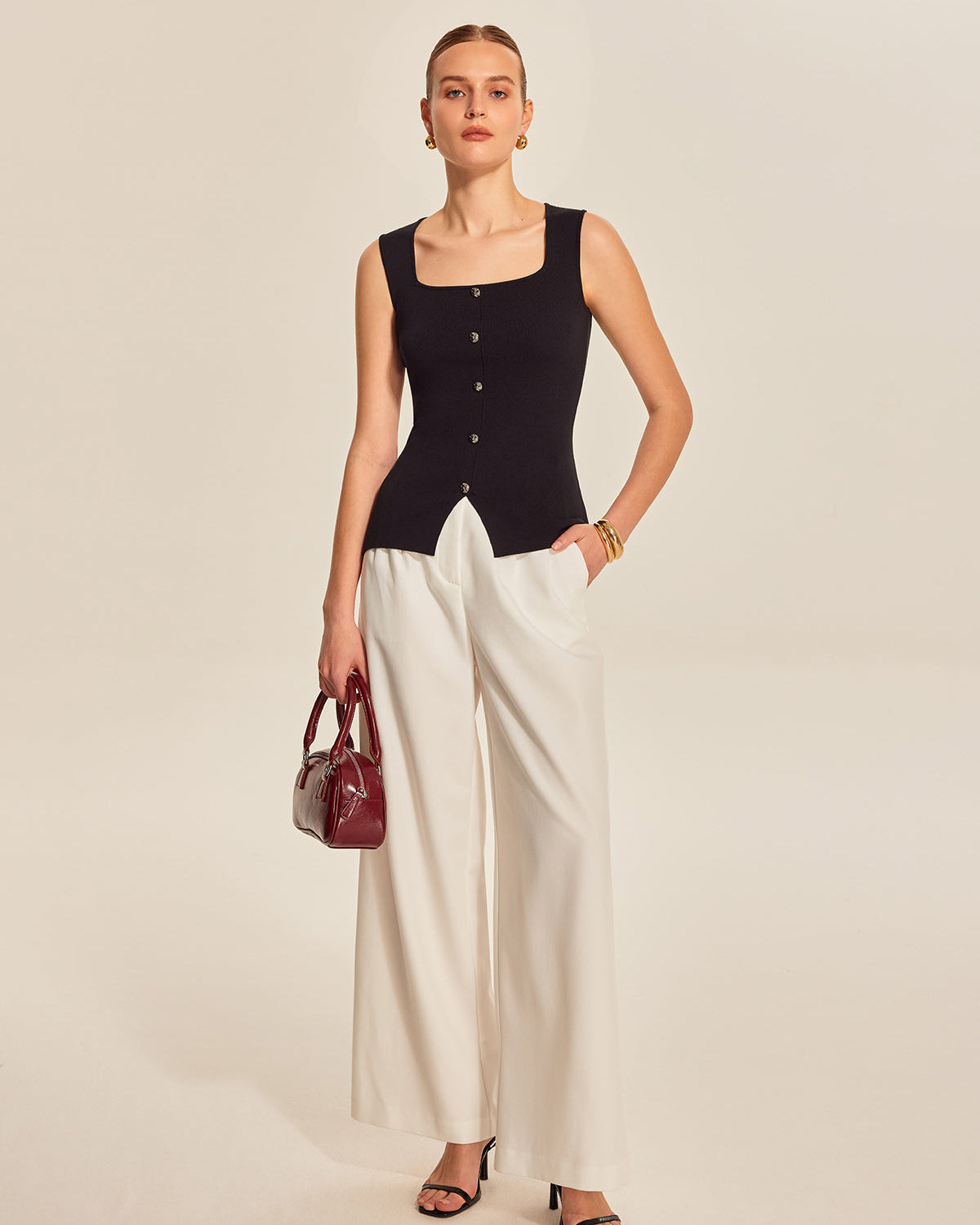 Önden Düğmeli Kare Yaka Bluz