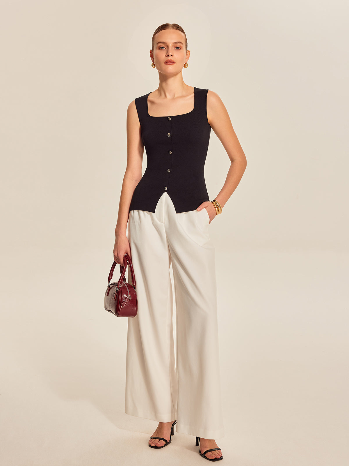 Önden Düğmeli Kare Yaka Bluz