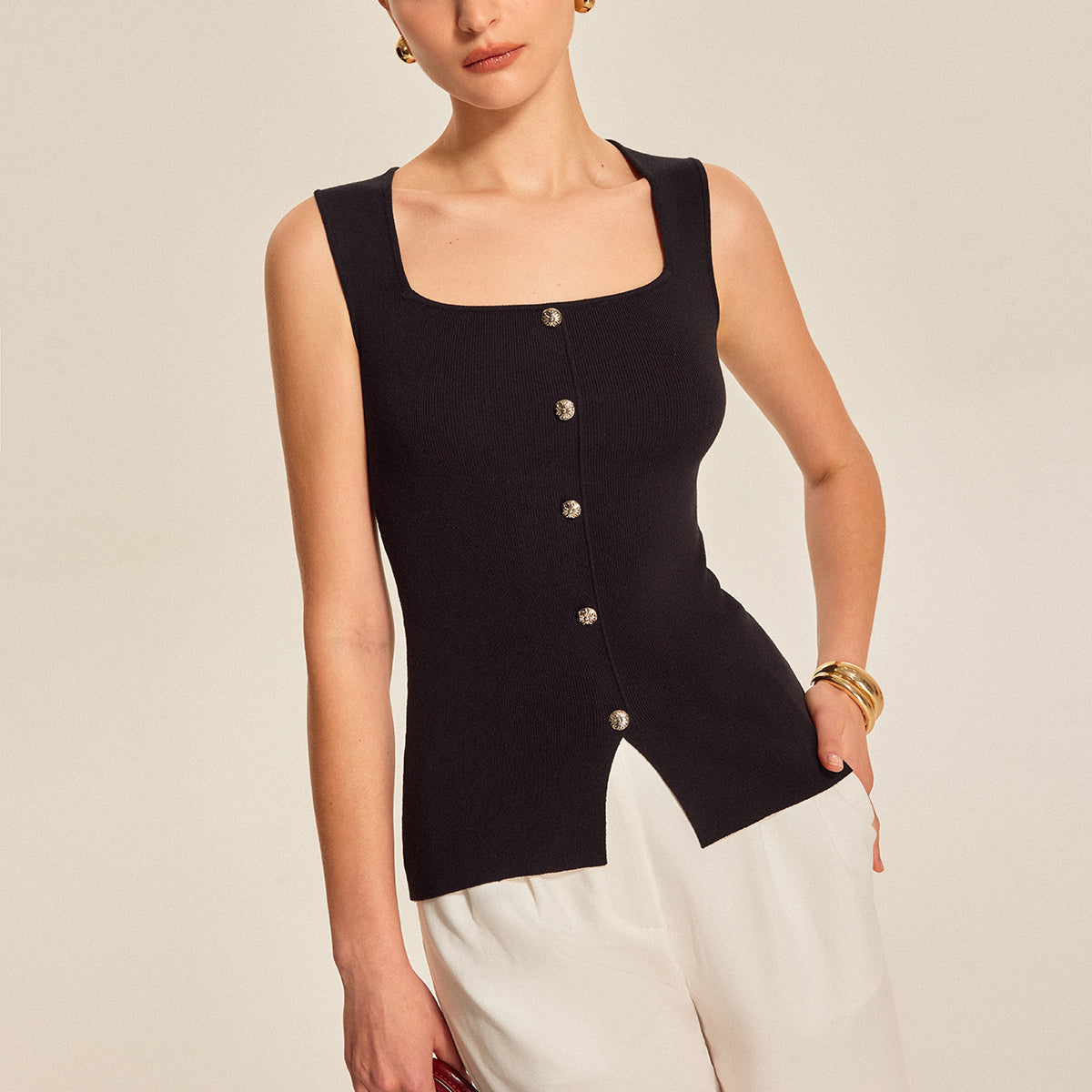 Önden Düğmeli Kare Yaka Bluz