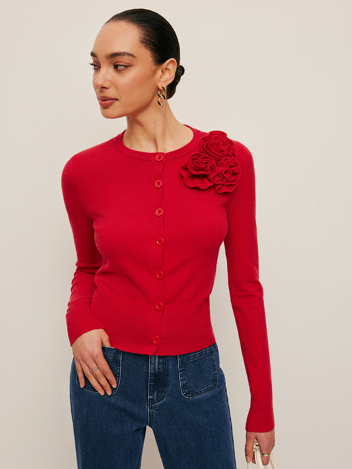 3D Çiçek Detaylı Hırka