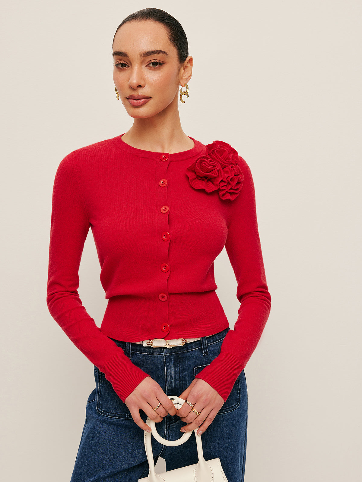 3D Çiçek Detaylı Hırka